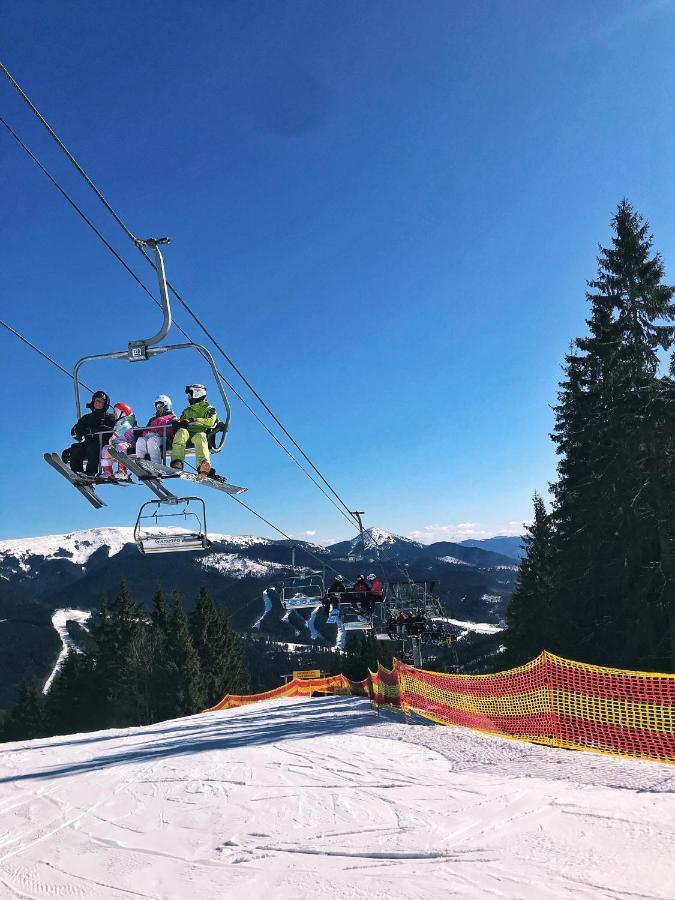 Hotel Osher Bukovel Eksteriør billede